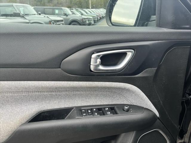 2024 Jeep Compass Latitude Lux FWD