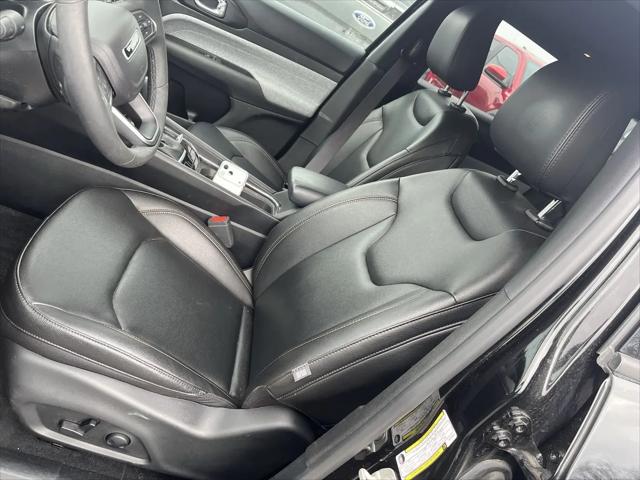 2024 Jeep Compass Latitude Lux FWD