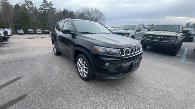 2024 Jeep Compass Latitude Lux FWD
