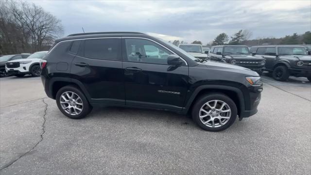 2024 Jeep Compass Latitude Lux FWD
