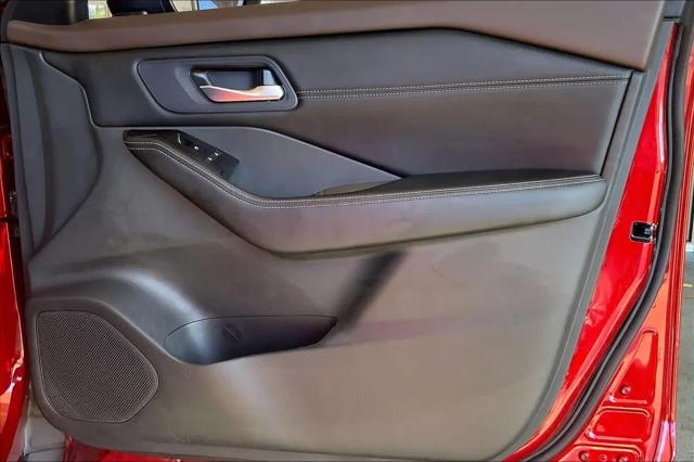 2023 Nissan Rogue SV FWD