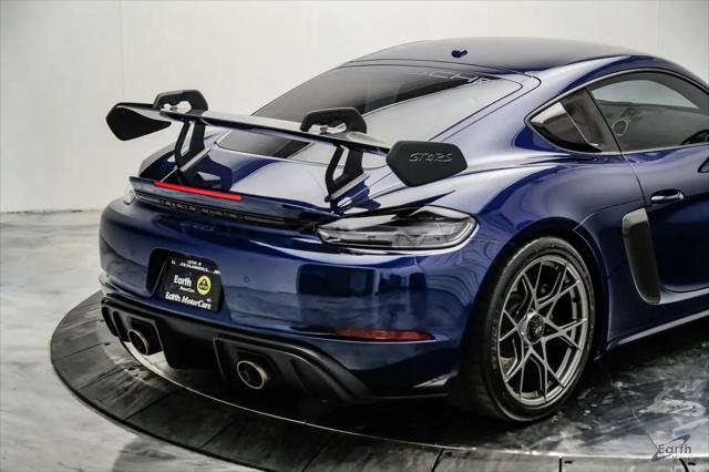 2025 Porsche 718 Cayman GT4 RS