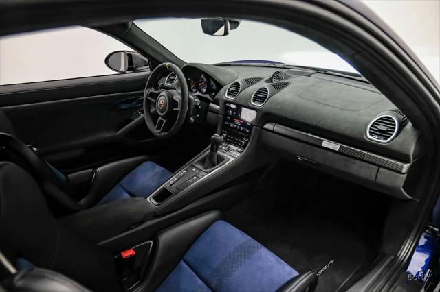 2025 Porsche 718 Cayman GT4 RS