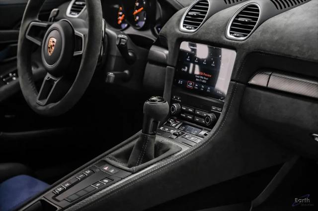 2025 Porsche 718 Cayman GT4 RS