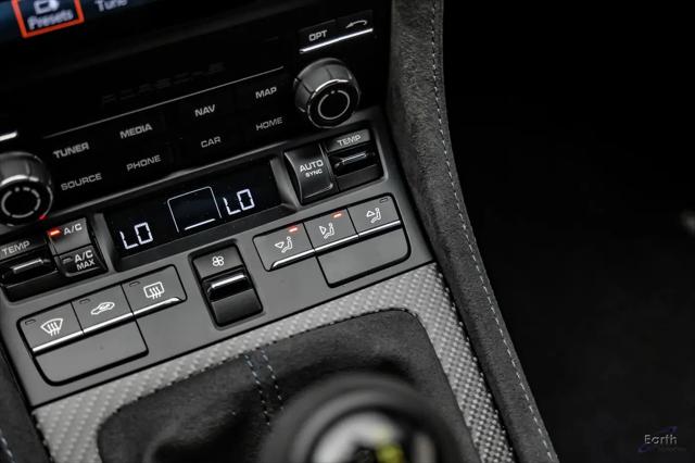 2025 Porsche 718 Cayman GT4 RS