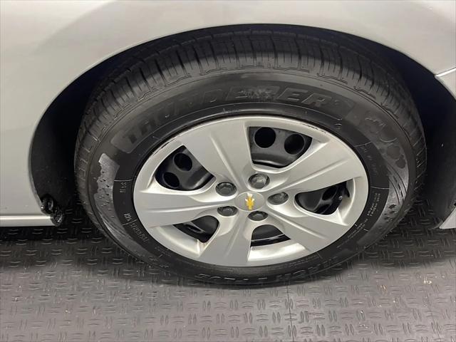2017 Chevrolet Cruze LS Manual