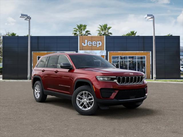 2026 Jeep Grand Cherokee Laredo 4x4