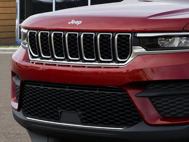 2026 Jeep Grand Cherokee Laredo 4x4