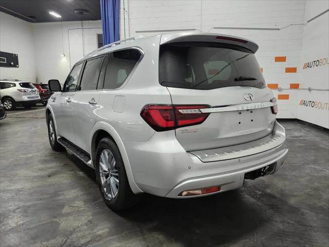 2023 INFINITI QX80 LUXE
