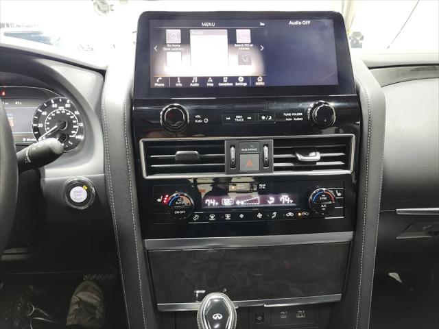 2023 INFINITI QX80 LUXE