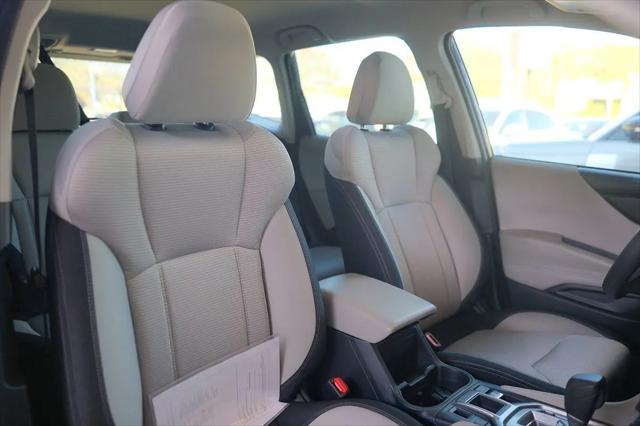 2023 Subaru Forester Base