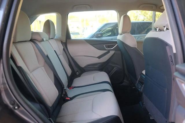 2023 Subaru Forester Base