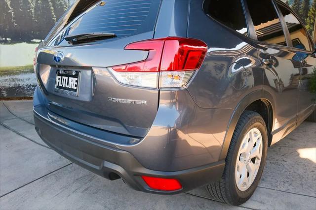 2023 Subaru Forester Base