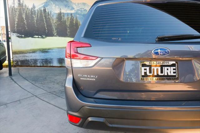 2023 Subaru Forester Base
