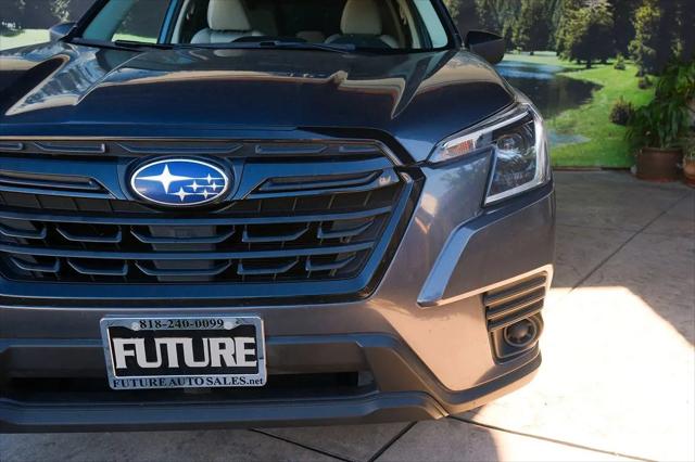 2023 Subaru Forester Base