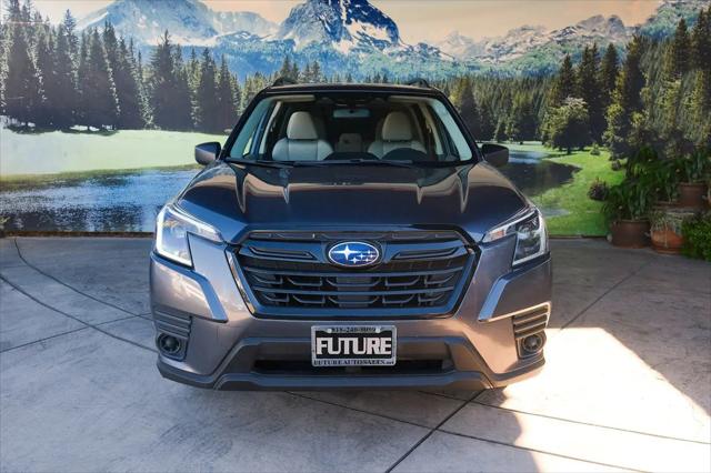 2023 Subaru Forester Base