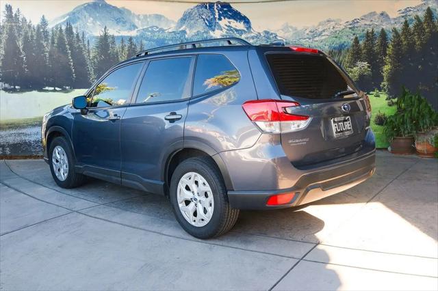2023 Subaru Forester Base