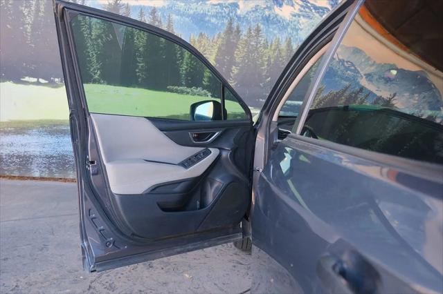 2023 Subaru Forester Base