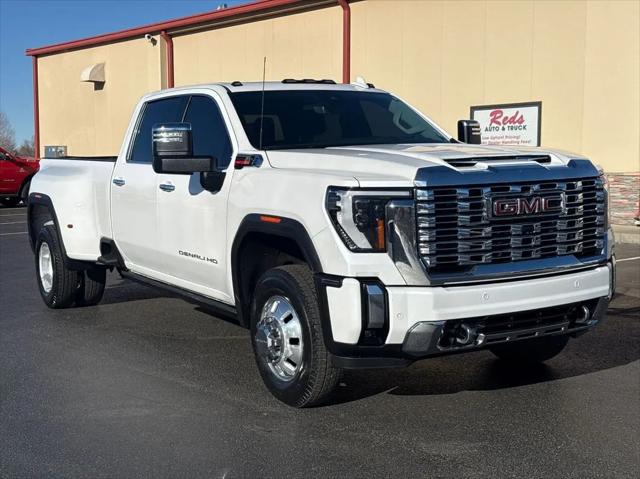 2024 GMC Sierra 3500HD 4WD Crew Cab Long Bed Denali