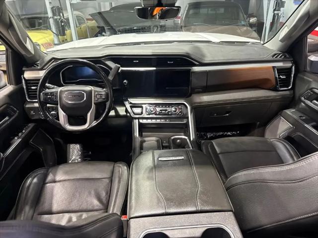 2024 GMC Sierra 3500HD 4WD Crew Cab Long Bed Denali