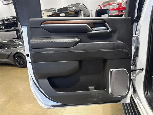 2024 GMC Sierra 3500HD 4WD Crew Cab Long Bed Denali