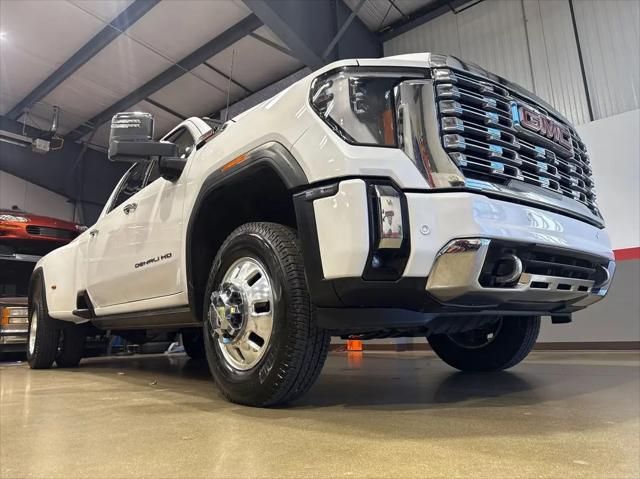 2024 GMC Sierra 3500HD 4WD Crew Cab Long Bed Denali
