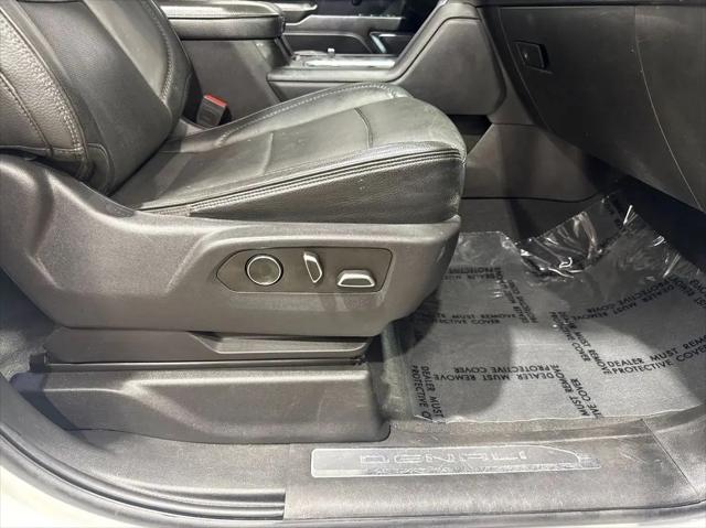 2024 GMC Sierra 3500HD 4WD Crew Cab Long Bed Denali