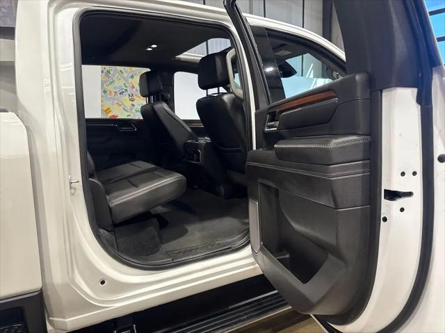 2024 GMC Sierra 3500HD 4WD Crew Cab Long Bed Denali