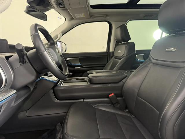 2025 Ford Expedition Platinum MAX