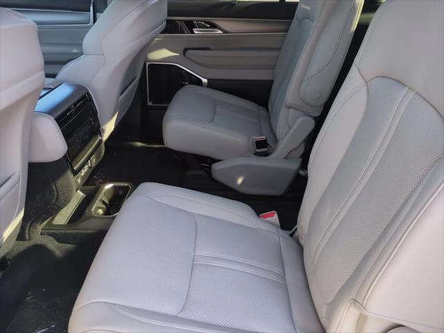 2026 Jeep Grand Wagoneer L Limited Reserve 4x4