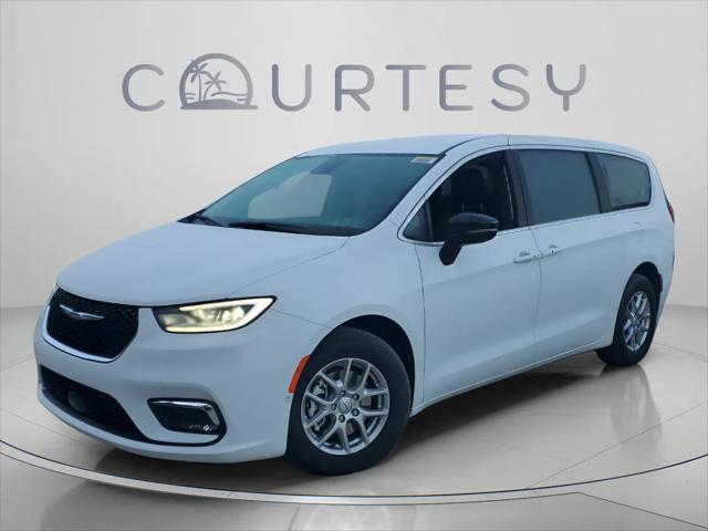 2026 Chrysler Pacifica Select for sale in Tampa, FL