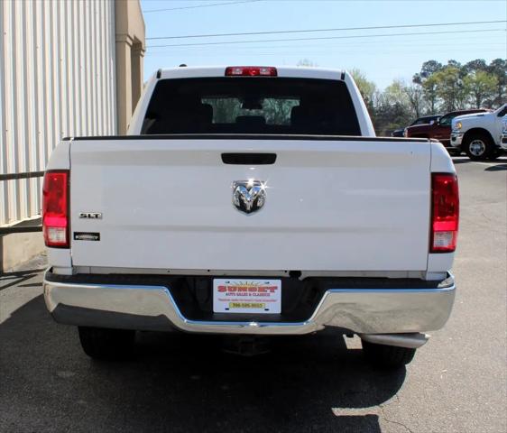 2022 Ram 1500 Classic SLT Crew Cab 4x2 5'7" Box