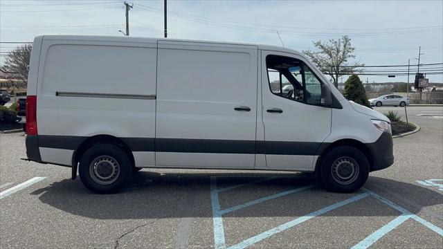 2021 Freightliner Sprinter Standard Roof I4