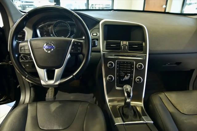 2016 Volvo XC60 T5 Premier