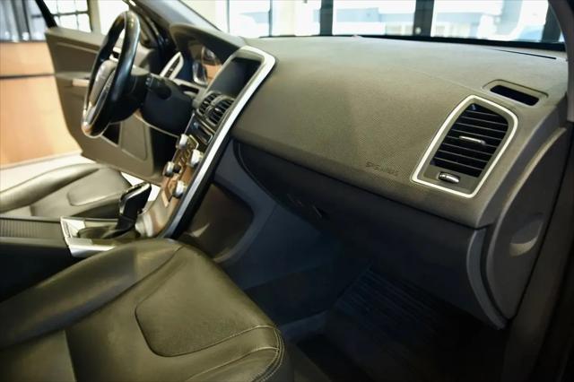 2016 Volvo XC60 T5 Premier