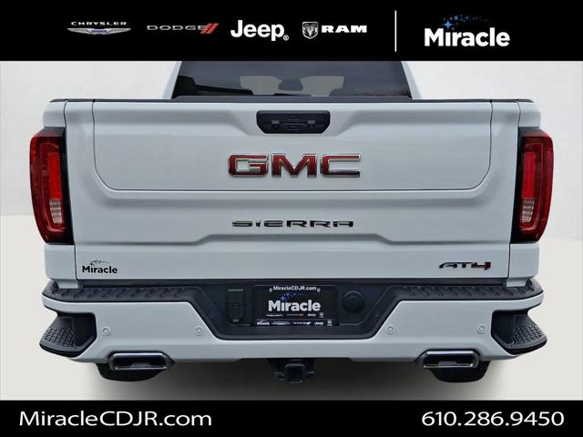 2025 GMC Sierra 1500 4WD Crew Cab Short Box AT4