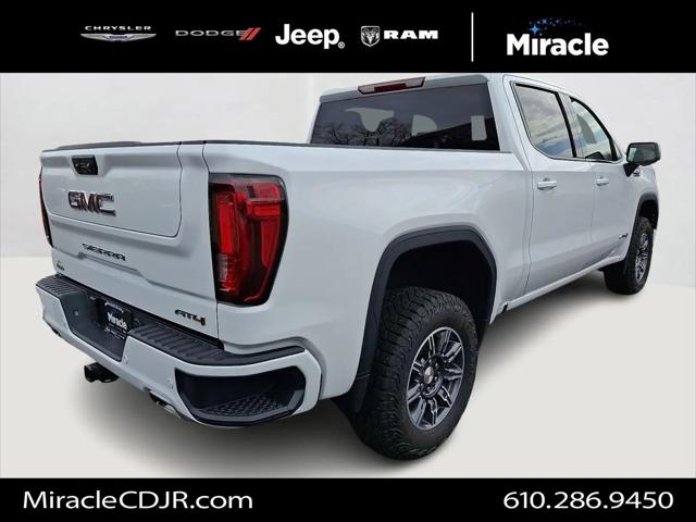 2025 GMC Sierra 1500 4WD Crew Cab Short Box AT4