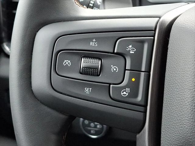 2025 GMC Sierra 1500 4WD Crew Cab Short Box AT4