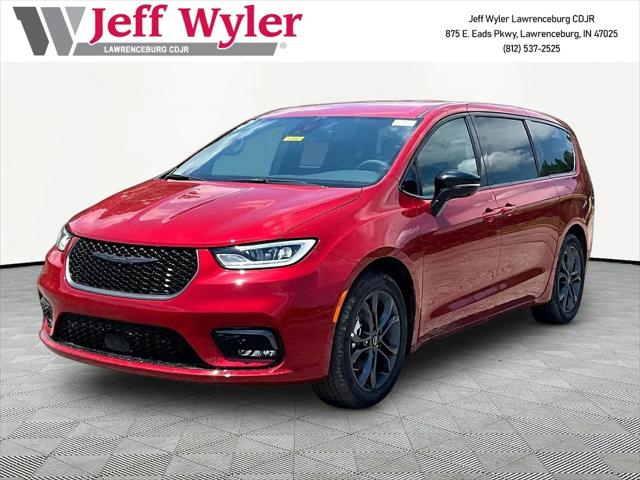 2026 Chrysler Pacifica Select for sale in Lawrenceburg, IN