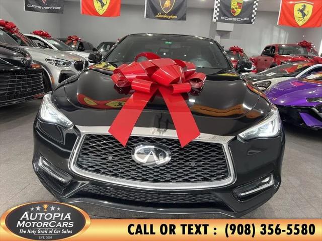 2022 INFINITI Q60 LUXE AWD