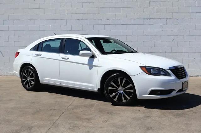 2013 Chrysler 200 Limited for sale in Fullerton, CA