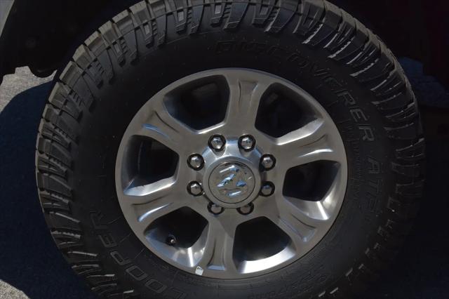 2024 Ram 3500 Big Horn Crew Cab 4x4 8' Box