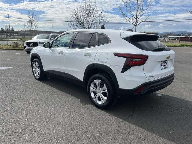 2024 Chevrolet Trax FWD SP