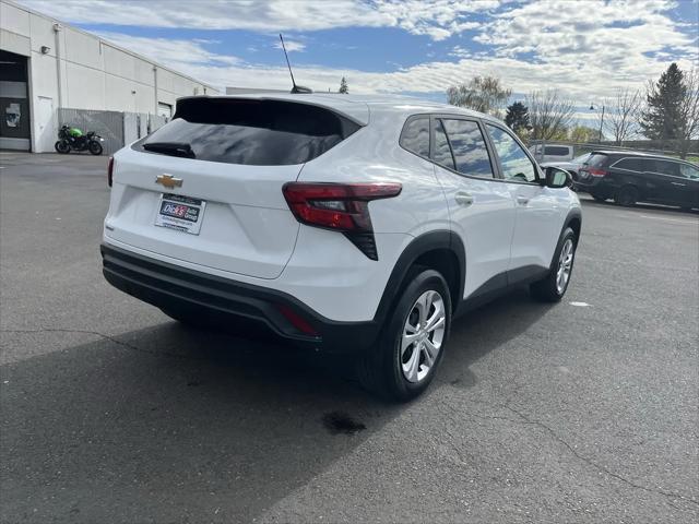 2024 Chevrolet Trax FWD SP