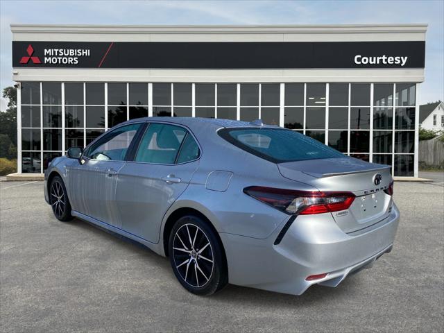 2022 Toyota Camry SE AWD