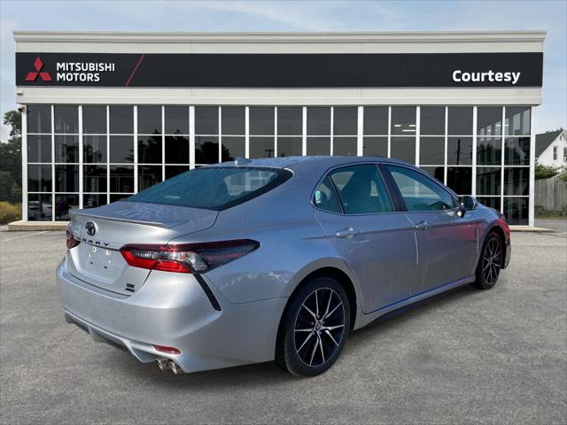 2022 Toyota Camry SE AWD