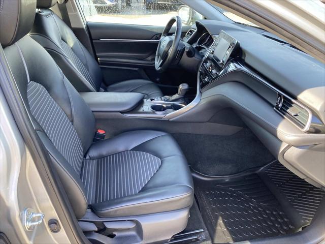 2022 Toyota Camry SE AWD