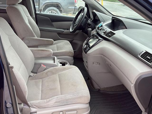 2016 Honda Odyssey SE - Photo 6