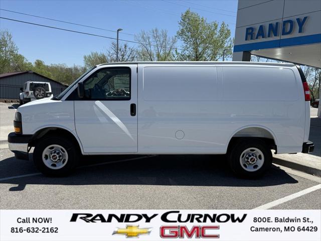 2026 GMC Savana Cargo 3500 Regular Wheelbase, Work Van, RWD