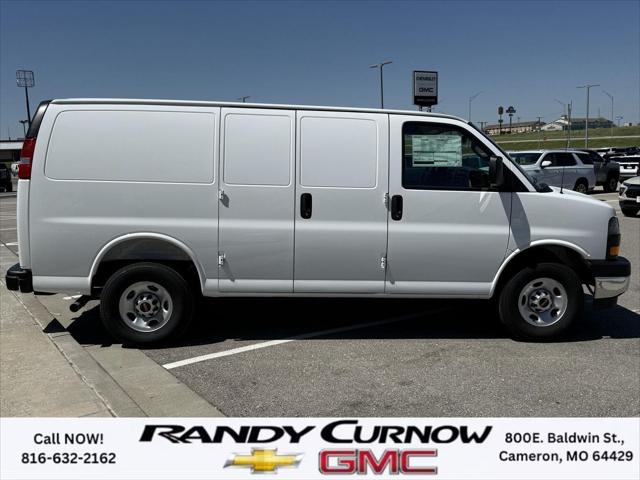 2026 GMC Savana Cargo 3500 Regular Wheelbase, Work Van, RWD